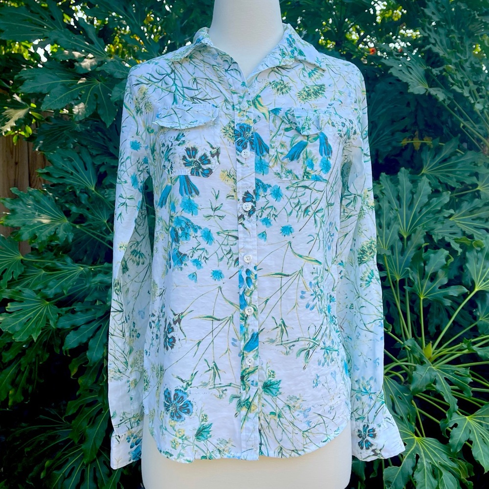 Van Heusen white floral button down relaxed blouse
